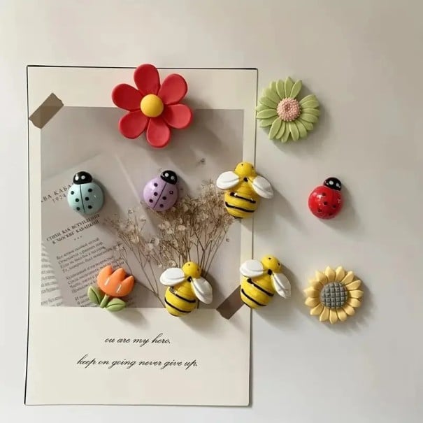 Set 10 Stück Kühlschrankmagnete dekorativer Mix Blumen, Bienen, Marienkäfer verschiedene Größen farbige Dekorationen Haushalt Küche