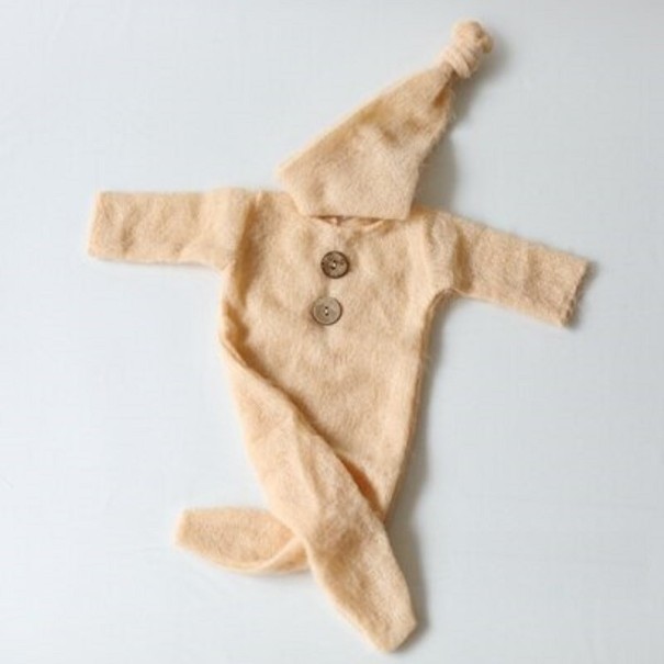 Set aus Mütze und Stiefeletten für Kinder beige