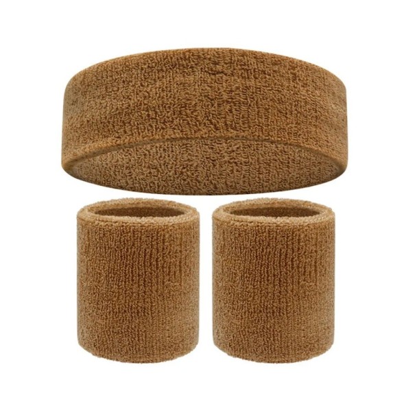 Set aus Stirnband und zwei Sportarmbändern in leuchtenden Farben. Saugfähiges Baumwollmaterial für Laufen, Training, Radfahren und Ballsport. braun