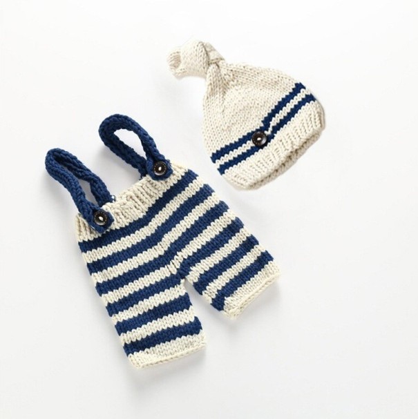 Set di maglia per bambino con berretto e pantaloni 3