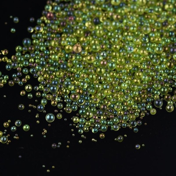 Set di palline di vetro per la creazione di gioielli verde