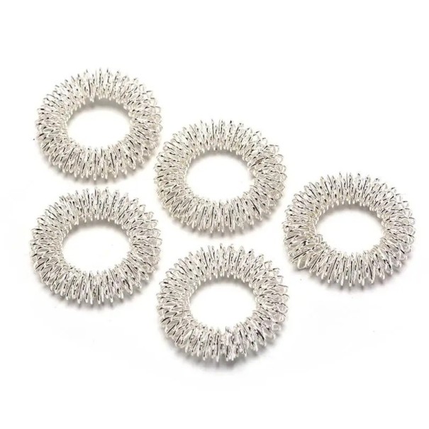 Set med 5 akupressur-fingerringar Massagefjäderringar för att stimulera blodcirkulationen och stressavlastning Akupressur-massageverktyg silver