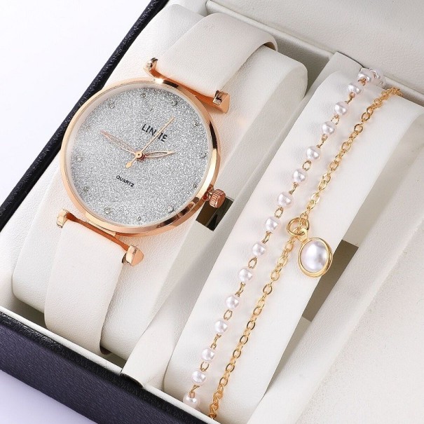 Set med klockor med armband