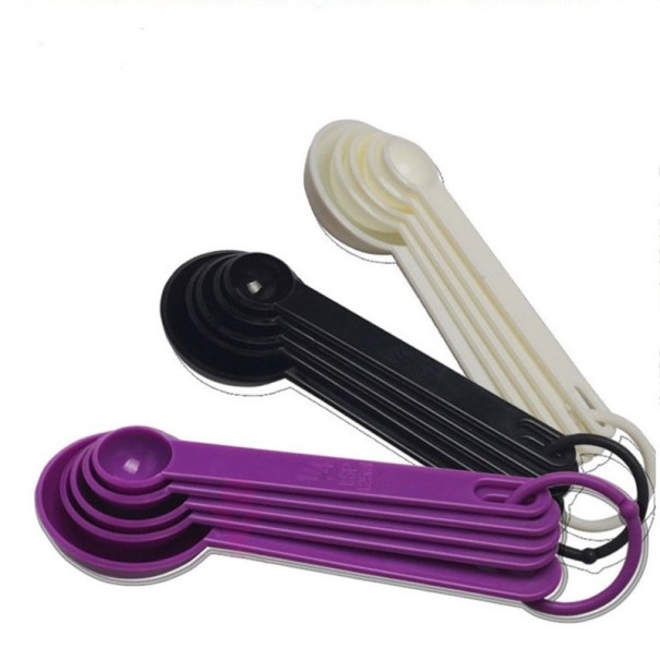 Set med plastmått 5 st.