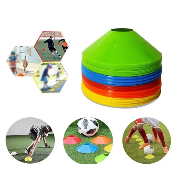 Set mit 30 Trainingskegeln 12,5 x 5 cm Kunststoffkegel für Fußball Trainingshilfen für sportliche Aktivitäten Platzmarkierung PE-Material 1