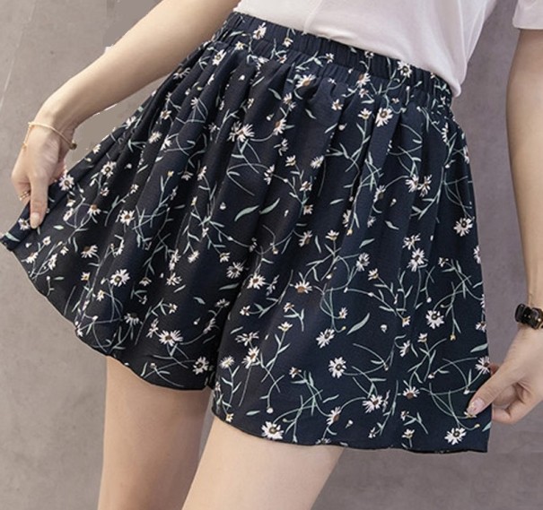 Shorts pour femmes avec des fleurs A711 XL 3
