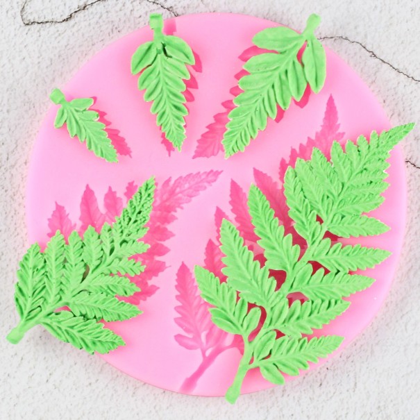 Silicone Baking Mould Fern Leaf 1