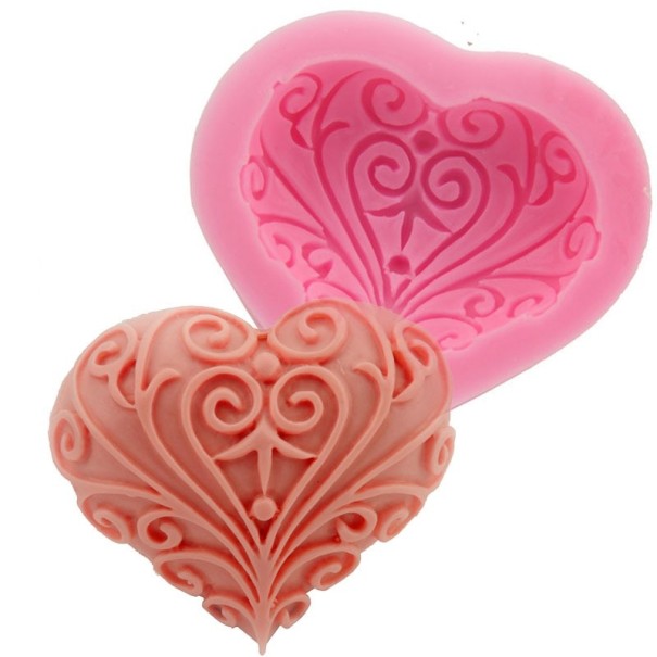 Silicone Heart Mould with Ornament 1