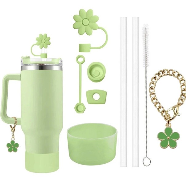 Siliconen accessoireset voor Stanley Cup 9 stuks Rietjes Stoppers Rietjeshoes Siliconen schoen Borstel Ketting met hanger groen