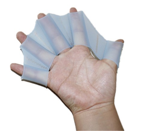 Silikonefinner mellem fingrene L