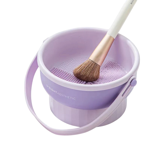 Silikónová miska na čistenie štetcov s držiakom na sušenie závesný dizajn pre makeup štetce a kozmetické hubky fialová