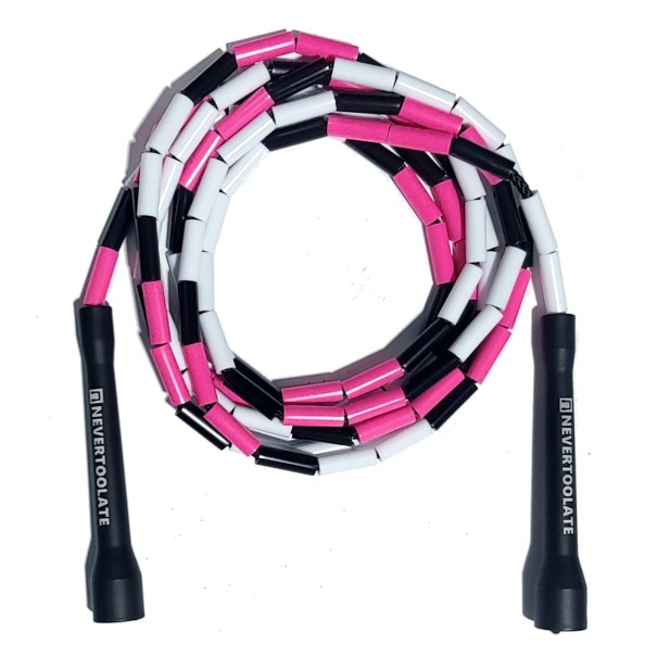 Sjippetov 150 g med hårde farvede stykker og 4,5 mm nylonkerne 2,9 m. Springehjælp til træning, fitness og hurtige spring. rosa