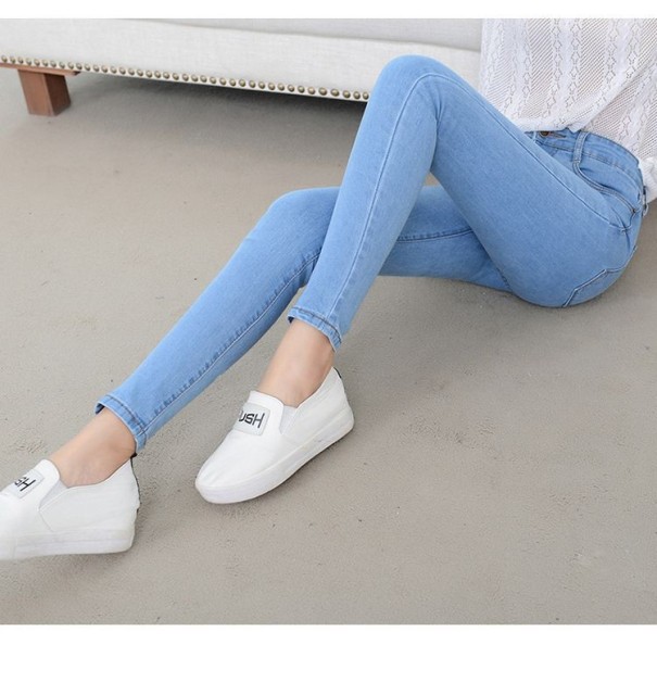 Skinny jeans för kvinnor A178 ljusblå 27