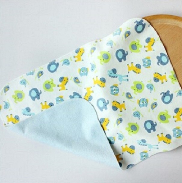 Skötunderlägg med tryck 4