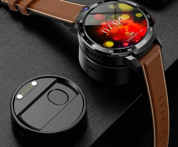 Slim horloge met camera en powerbank