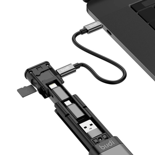 Slimme reisbox met adapters