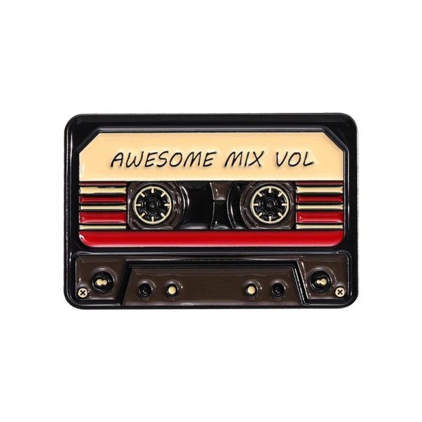 Smaltovaný pin hudební kazeta Awesome Mix Vol cca 1,8 × 2,8 cm kovová brož černo-červená retro odznak na klopu batoh tašku 1