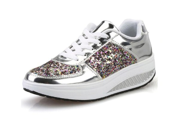 Sneakers da donna con paillettes argento 36