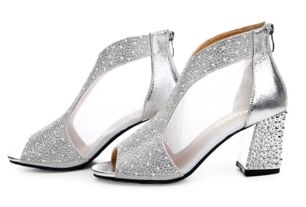 Snygga damsandaler med strass silver 38