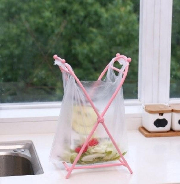 Soporte para bolsas de basura rosa