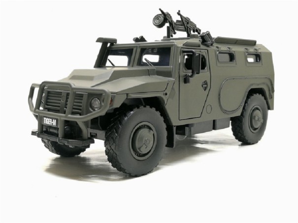 Sotilasleluauto armeijanvihreä