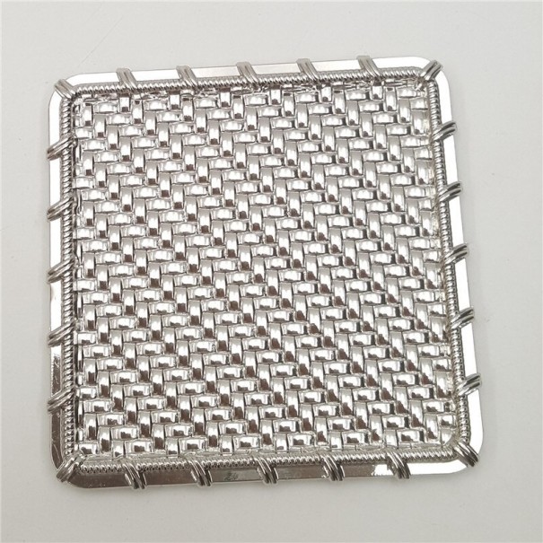 Sous-verre en cuivre avec motif tissé argenté