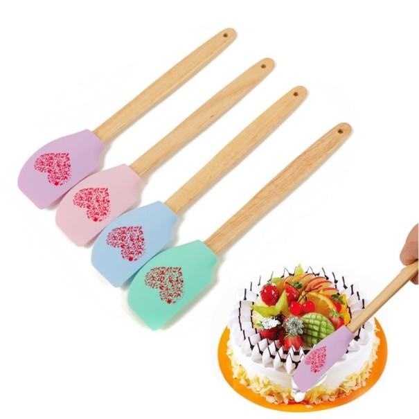 Spatule de cuisine en forme de cœur 1