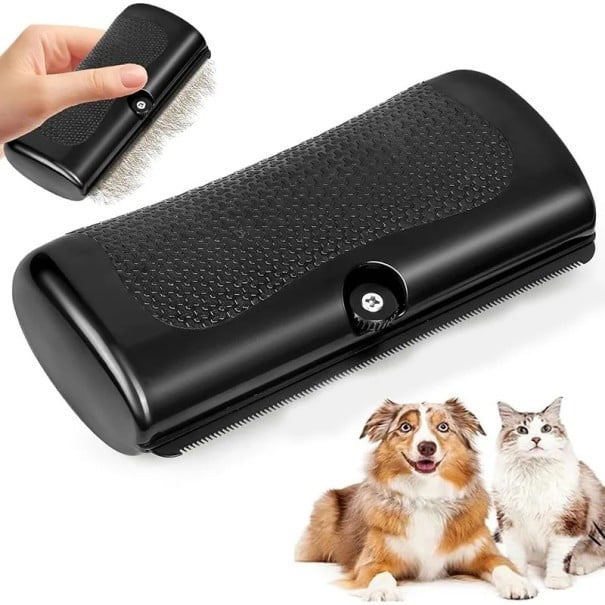 Spazzola manuale nera per peli di cani e gatti Dimensioni 13,5 x 6,5 x 3 cm Bordo con denti fini e superficie antiscivolo per una presa salda 1
