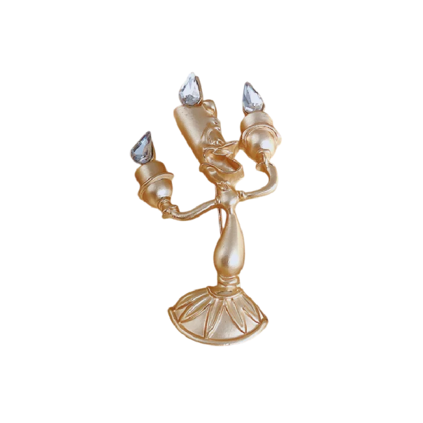 Spilla decorativa a forma di candelabro pin distintivo design metallico candelabro con figura accessorio per abbigliamento zaino risvolto gioiello motivo tematico bianco