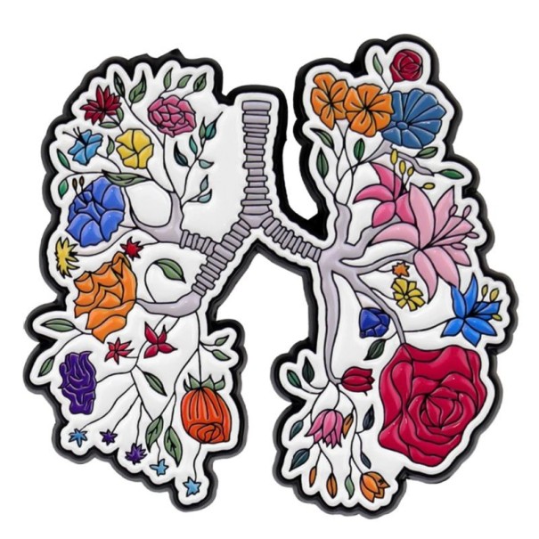 Spilla smaltata a forma di polmoni umani con motivo floreale 3,5 × 3,5 cm distintivo colorato accessorio per zaino abbigliamento gioiello 1