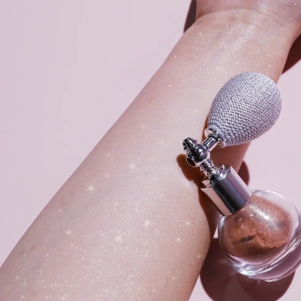 Spray corpo glitterato Spray impermeabile per il corpo con glitter Bronzer duraturo in spray Illuminante in spray Bronze gold