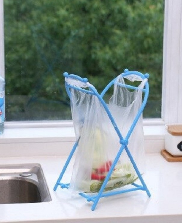 Ställ för sopsäckar blå