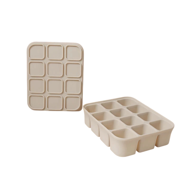 Stampo in silicone per ghiaccio 15×12×4 cm 12 griglie quadrate Stampo da cucina per congelatore Facile da rimuovere Utensile per ghiaccio Accessorio da bar crema