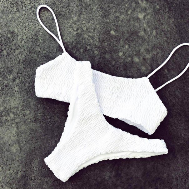 Stickad bikini i brasiliansk stil för kvinnor J3266 vit S