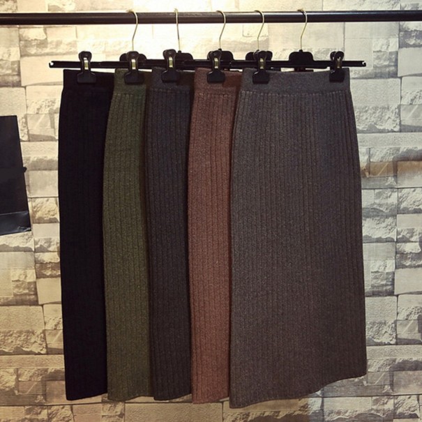 Stickad kjol för kvinnor med slits