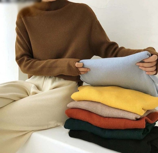 Stickad turtleneck G235 för kvinnor