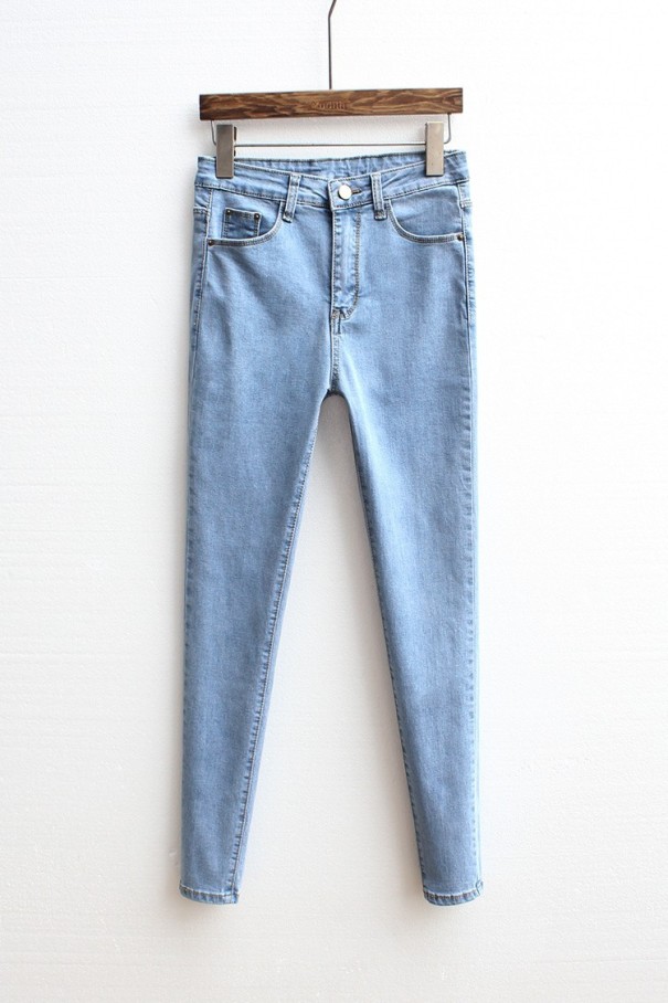 Stijlvolle damesjeans J1772 lichtblauw 29