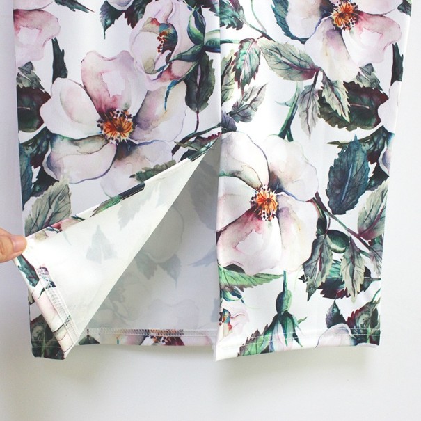 Stijlvolle damesrok met bloemen J501