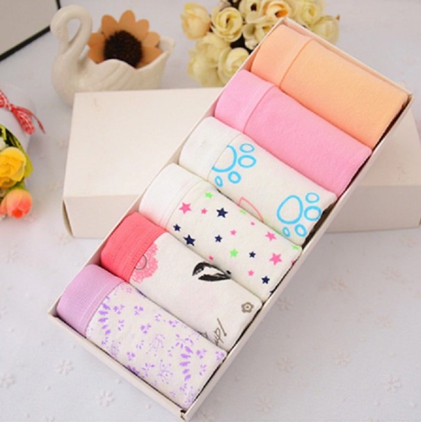 Stijlvolle damesslips - 6 stuks M 1