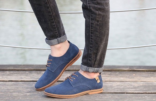 Stijlvolle lage herenschoenen J3060