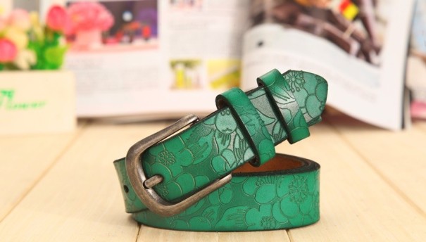 Stijlvolle leren riem J3079 groen 115 cm