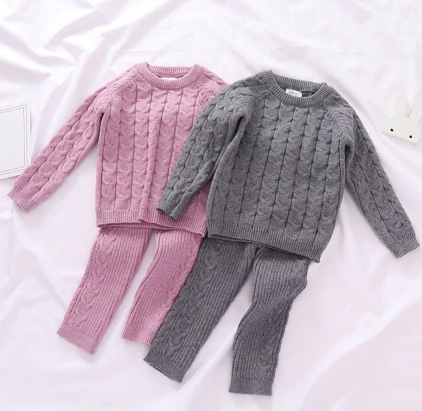 Strickpullover und Leggings für Mädchen L1232