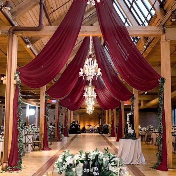 Stropní široký závěs s kapsami pro tyč 150 x 1000 cm polyesterová drapérie na svatby, party, oslavy a slavnostní výzdobu sálu vínová