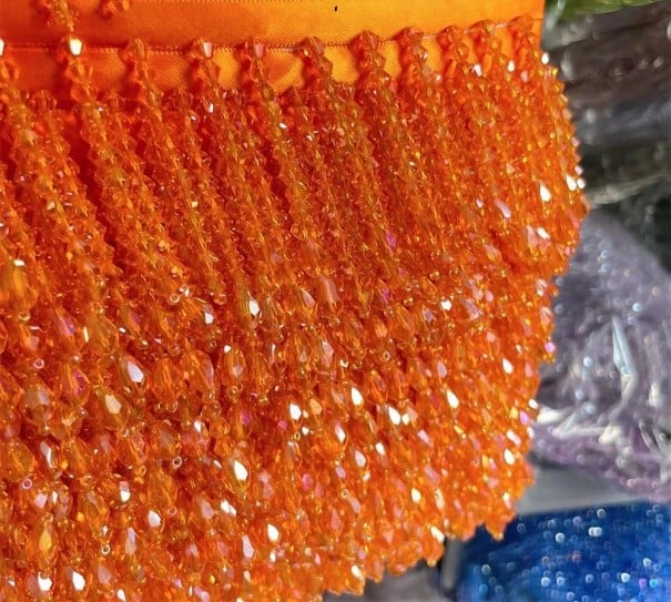 Stuha cu ciucuri din mărgele 45 cm bandă decorativă din poliester cu mărgele pentru decorarea hainelor, costumelor de dans portocale