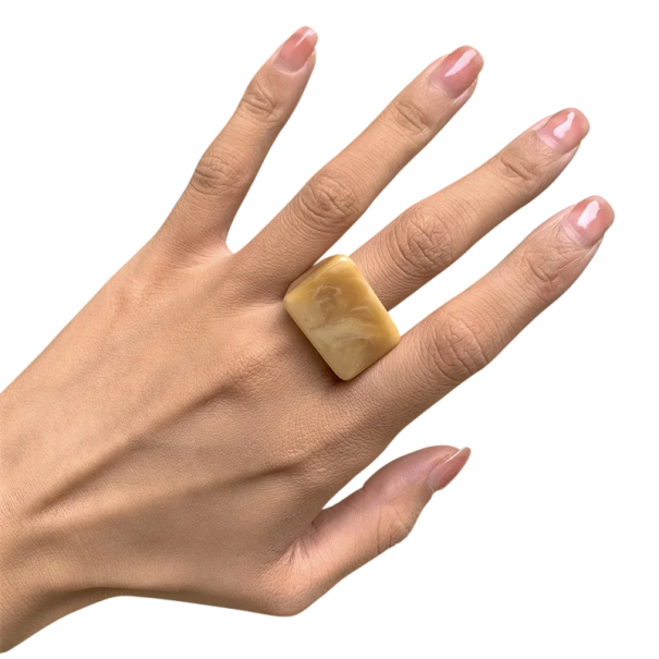 Stylový dámský prstýnek šířka 1,8 cm Čtvercový tvar Široké okraje Elegantní moderní prsten Módní výrazný doplněk hnědá