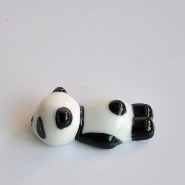 Suporte para paus de comida panda 2