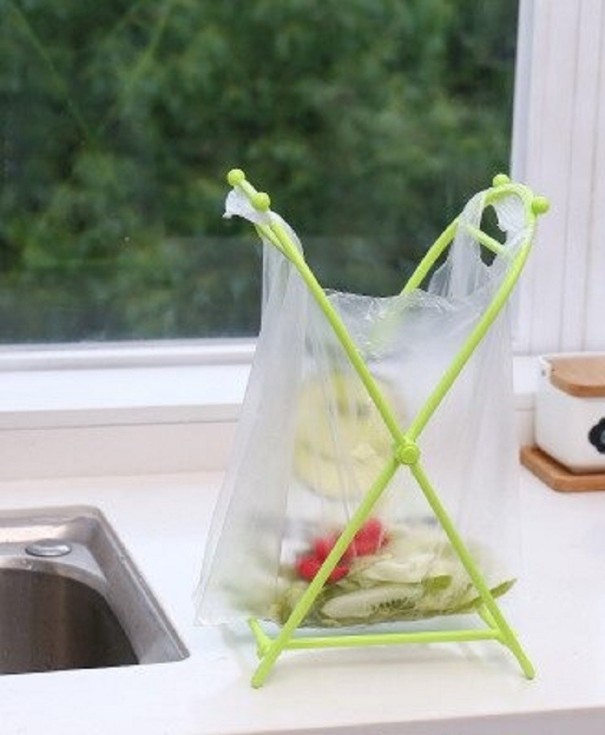 Suporte para sacos de lixo verde