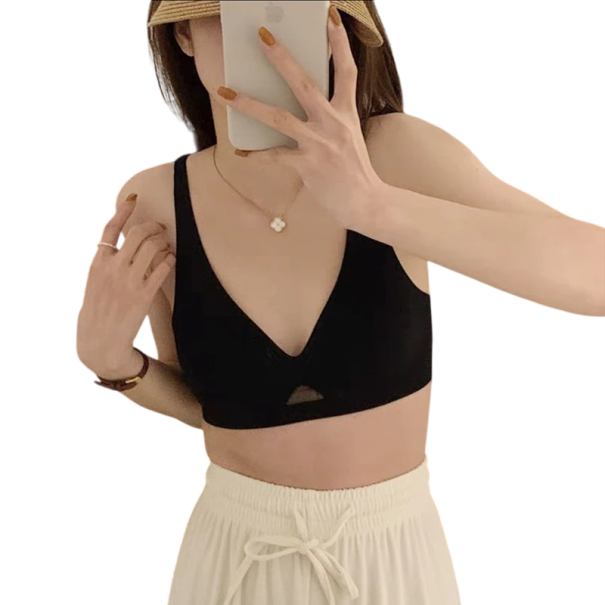 Sutiã feminino sem fecho com decote profundo em elastano e nylon, material leve e elástico para uso diário confortável preto 70A