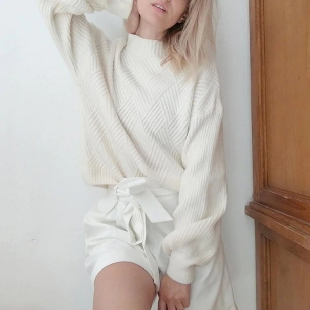 Sweater de malha feminino G350 creme