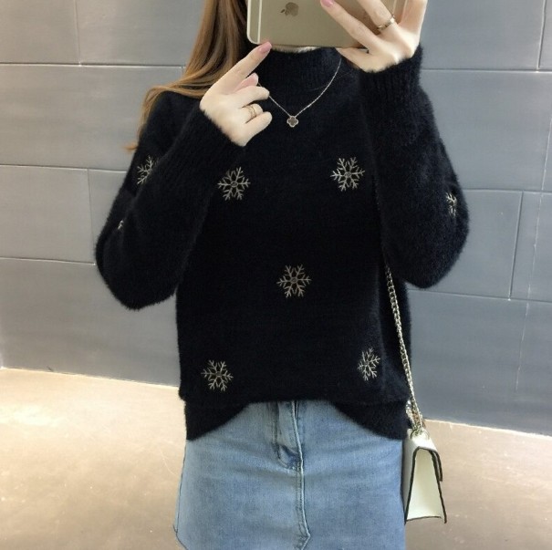 Sweter damski w płatki śniegu czarny S